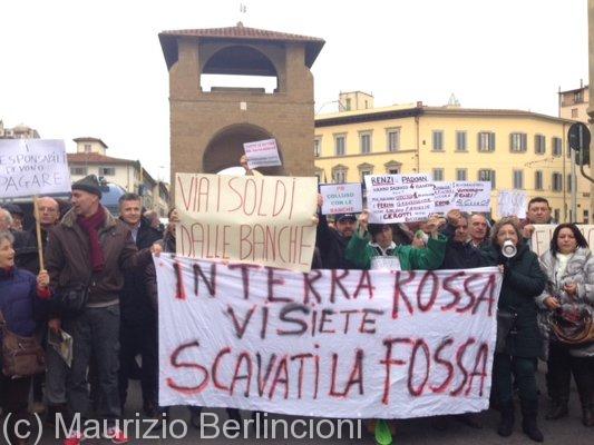 Esterno Leopolda, Manifestazione contro Monte dei Paschi, Firenze 2015