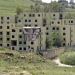 Edifici crivellati dall’artiglieria israeliana (2011)